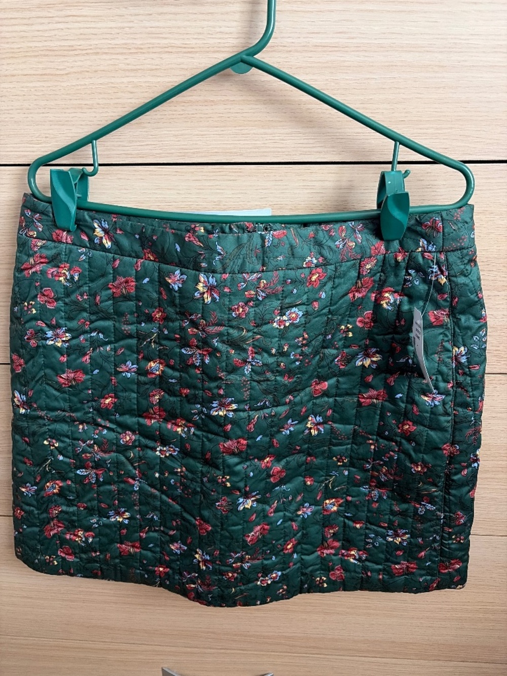 Ladies skirt
